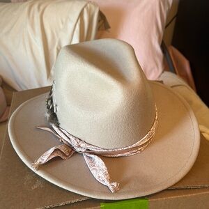 Gigi Pip Beige Fedora with Paisley Band